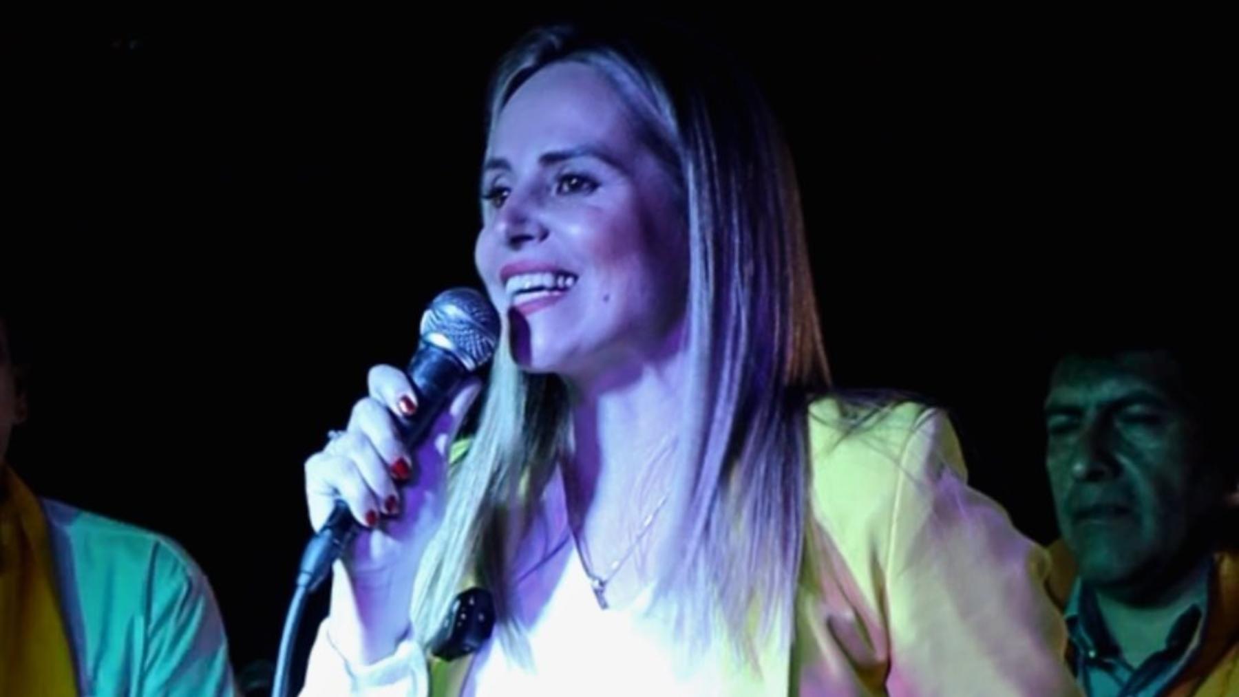 La candidata a diputada plurinominal, Karina Liebers, con gran carisma  y liderazgo en la Alianza Unidad